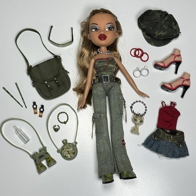 Bratz Wildlife Wild Life Safari Fianna Doll 2004 MGA RARE Near Complete