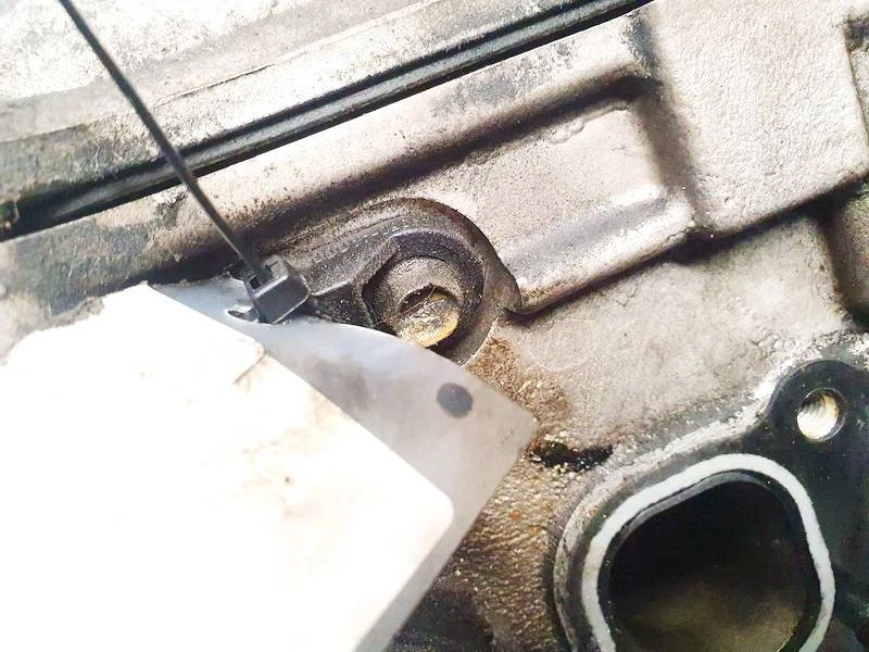 Kia Sorento 2004 Camshaft position sensor USED,   #2222813-37 — 第 2/4 张图片