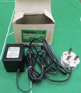 SUBBUTEO FLOODLIGHT MAINS ADAPTOR UNIT (WORKING) REF C161 IN ORIGINAL BOX.