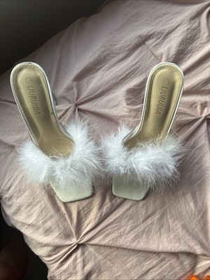Nice High Heels With Feathers