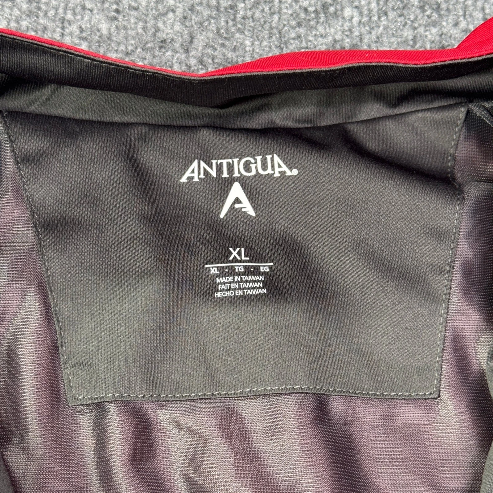 2011 World Series Champions St Louis Cardinals Antigua Windbreaker Mens XL Red - product detail image 2