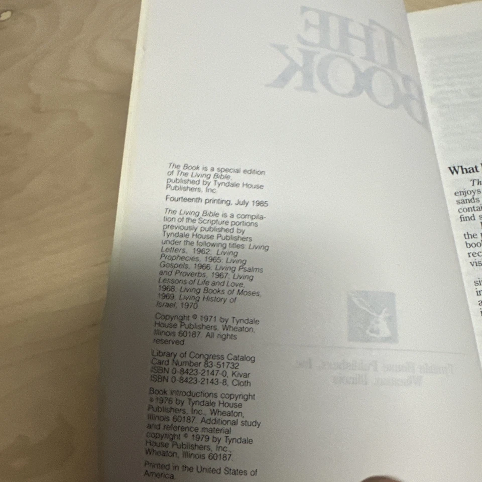 The Book Tyndale House, 1985.  The Living Bible. Paperback. Vintage. - Image 2 of 3