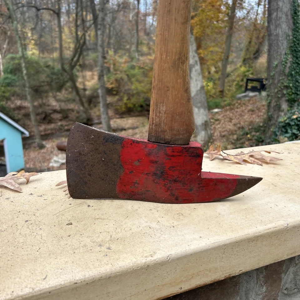 BIG VINTAGE FIRE AXE 5 lb 2 oz Orig Paint TOOL BARCO? KELLY? USA Axe - Image 3 of 4