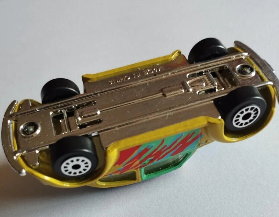 VOLKSWAGEN Coccinelle multicolore - Photo 2/4