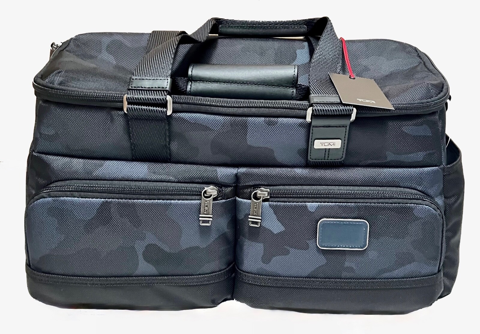 NWT TUMI MCMILLIN 18in GYM OR SPORTS BAG; NAVY BLUE CAMO CAMOUFLAGE eBay