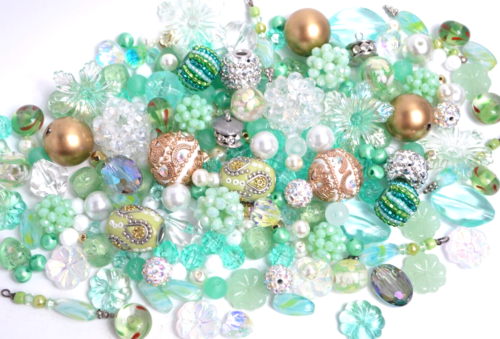 New over 100 pcs Quality beads -Bohos, gemstone, metal, glass, acrylic - A7276c - Photo 1/7