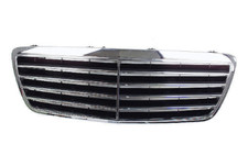 Calandre Mercedes 210