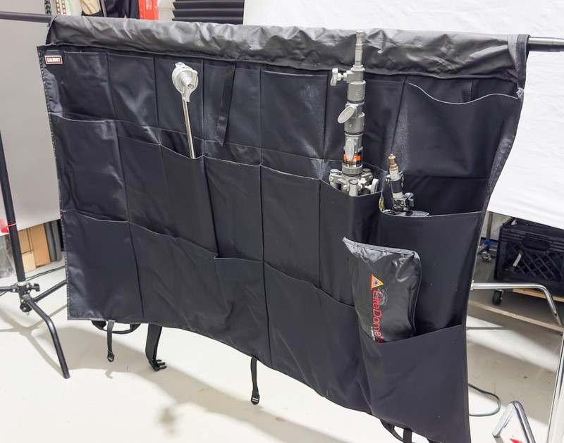 Calumet Photo Studio Grip Hanging Organizer Apron – 60" Crossbar Mount – USED