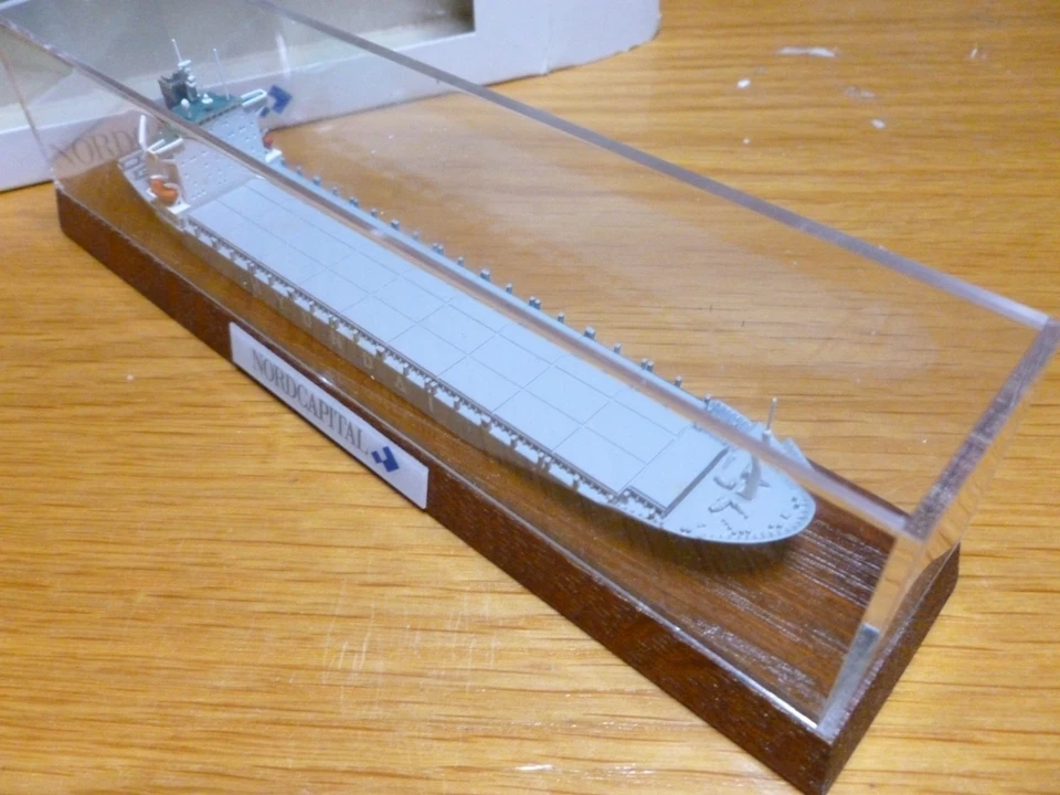 Schiff Conrad Container Hyundai Longview 1:1250OVP - Bild 3 von 4