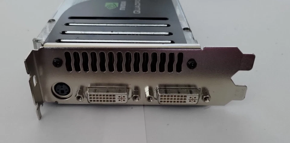 Dell Nvidia Quadro FX4600 768 MB PCIE DVIx2/S-Video Graphics Card - Image 3 of 4