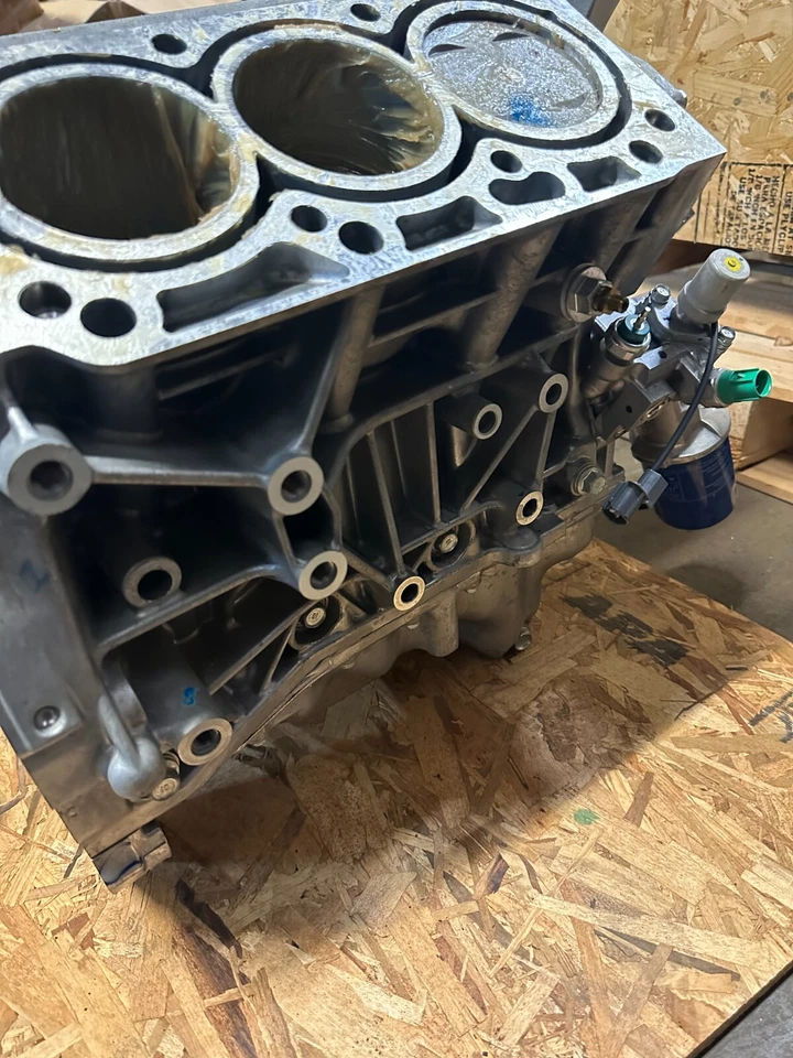 10002RDJA04 2003-2006 Acura MDX Short Block SOHC 3.5L V6 Foto 4 de 4