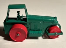 Matchbox Lesney #1, Aveling Barford Road Roller Green w/ Red Plastic Wheels