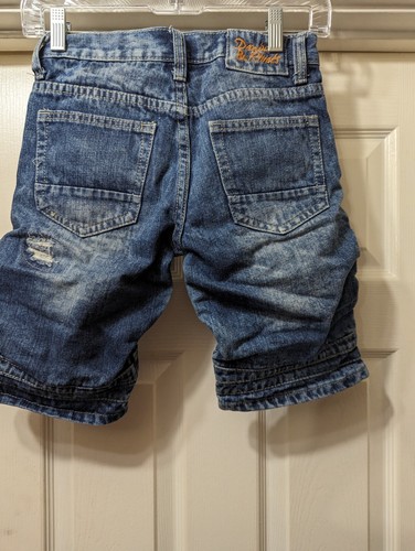 Boys Denim Distresed And Ripped Shorts Sz 10 - Picture 3 of 5
