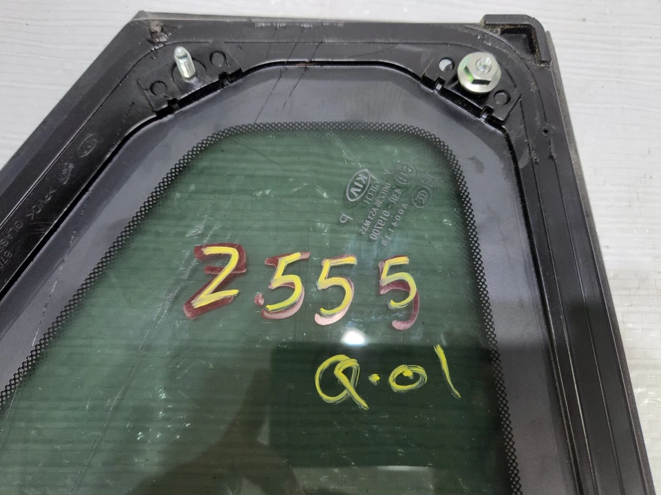 2020-2025 Kia Soul Rear Right Passenger Side Quarter Window Glass 87820-K0120 - Image 3 of 4