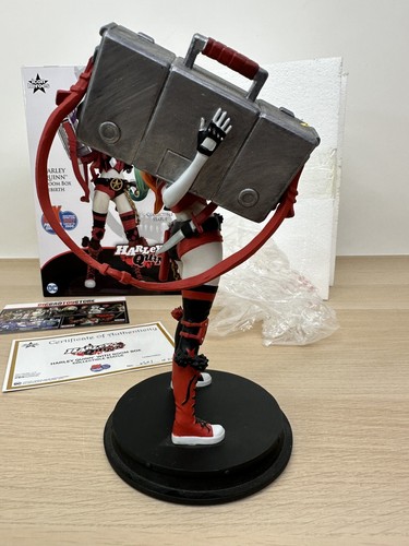 LIMITED EDITION 2017 SDCC Exclusive Harley Quinn Statue w/ Boom Box Rebirth -NEW - Picture 17 of 19