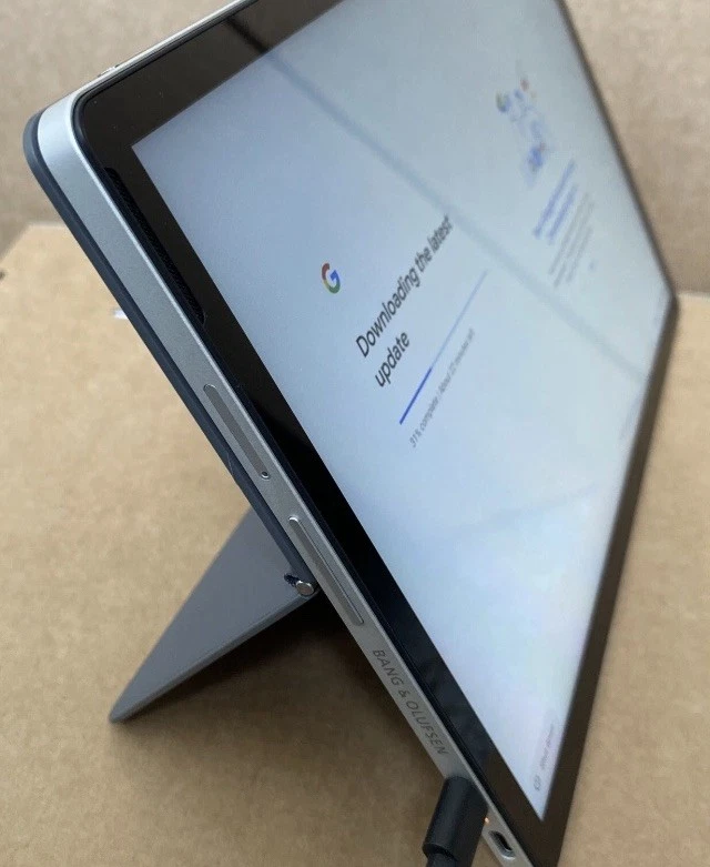 HP X2 11” Chromebook 8x Core Snapdragon Processor, Hp 11-0502na WiFi version - Image 2 of 4