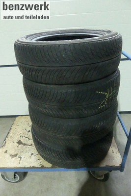 Michelin Pilot Alpin 5 4x Winterreifen 235/60R18 107 H 5,5-6,5mm 