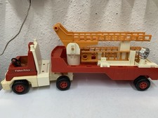 VINTAGE 1980'S FISHER PRICE FIRE ENGINE TOY TRUCK