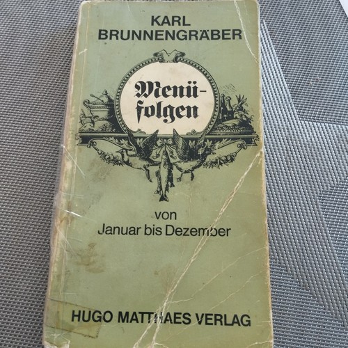 MENÜFOLGEN VON JANUAR BIS DEZEMBER - Bild 1 von 4