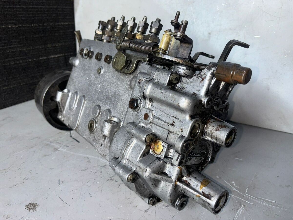 ISUZU JDM 6HH1-1 Fuel Injection Pump 101060-6260 ZEXEL ISUZU JDM 6HH1-1 Fuel Injection Pump 101060-6260 ZEXEL