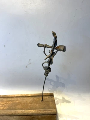 abstrakte Skulptur Frau Zinn und Metall auf Holzsockel Max Müller Aka Ddorf - Bild 1 von 4