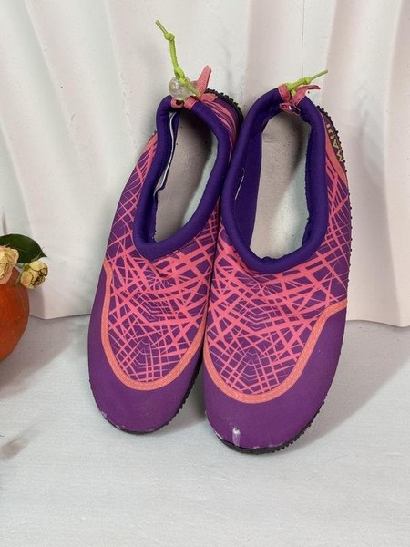 Women MAUÎ Aqua Shoes Pink 40
