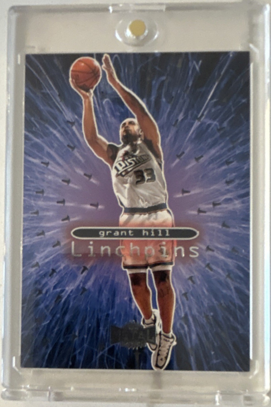 SkyBox 1998-99 Metal Universe Grant Hill Linchpins Insert #4LP Detroit Pistons