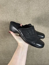 Clarks Bendables Shoes Womens 6 Wide Black Leather Mule Clogs Comfort Slip On