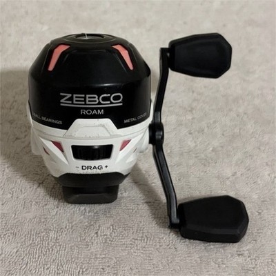 Zebco Roam Size 30 Spincast Fishing Reel White Pink Size 30 3:6:1 Good Condition