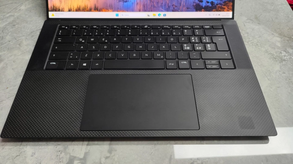 LAPTOP DELL PRECISION 5550 I9-10885H 32GB, 512 SSD, T2000 QUADRO WIN 11 GRADO A - Immagine 4 di 4