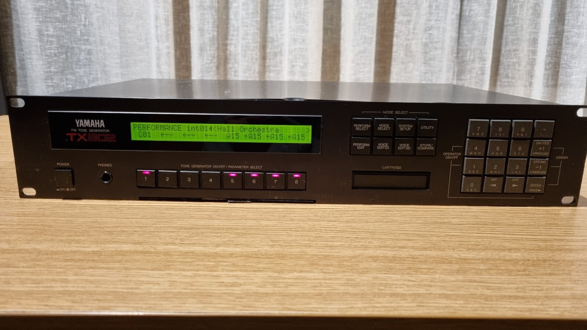 DTM・DAW YAMAHA F 7A TX802 FM TONE GENERATOR YAMAHA F 7A TX802 FM TONE GENERATOR