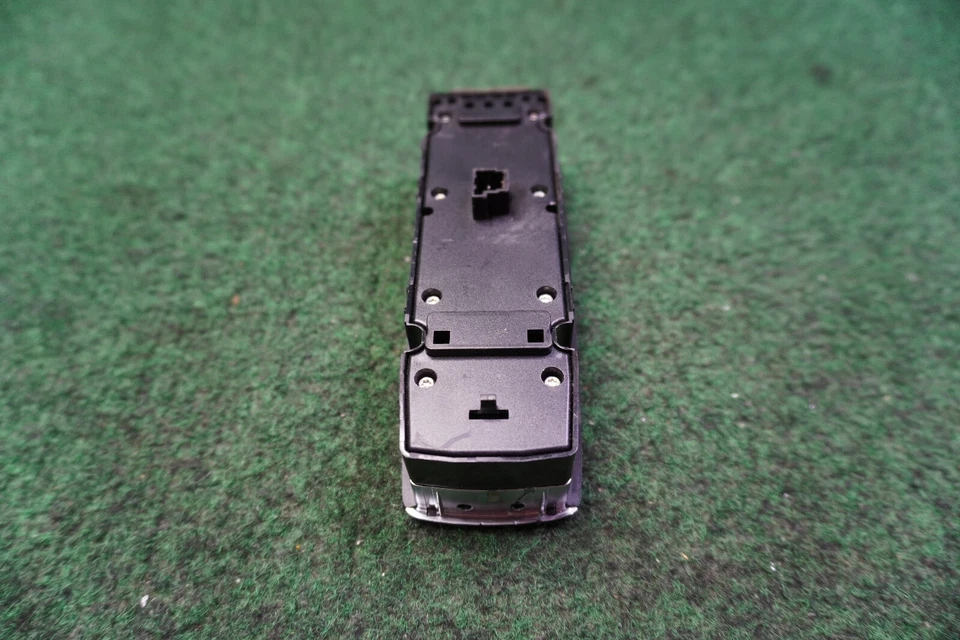 Interruptor de ventana del conductor izquierdo Mercedes Benz GLK350 2011 A2049055302 OEM Foto 4 de 4