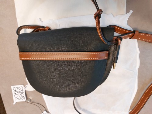 LOEWE Crossbody-Tasche Petit Gate aus Kalbsleder - Bild 15 von 18