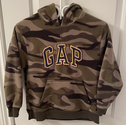 Gap Kids Green Camo Fleece Sweater/Hoodie - Size 8 ๐ฅ๐ฅ๐