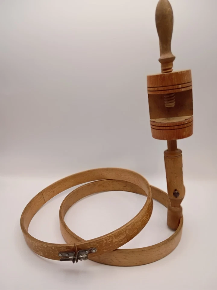 Vintage Embroidery Wooden Hoop With Table Clamp Style. Good Condition. 8" Dia. - Image 4 of 4