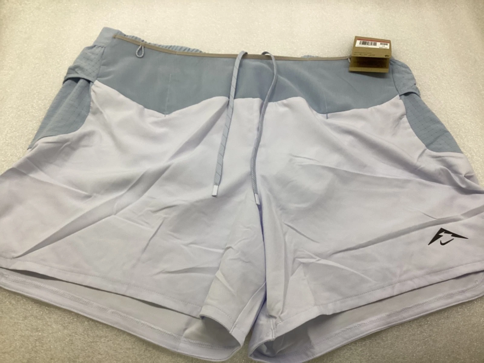 NEW MENS Sz L NIKE TRAIL RUNNING 5" Dri-FIT ADV SHORTS MSRP $80
Opens in a new window or tab