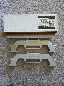 Stud Master SM16-S 16" Framing Stud Layout Tool