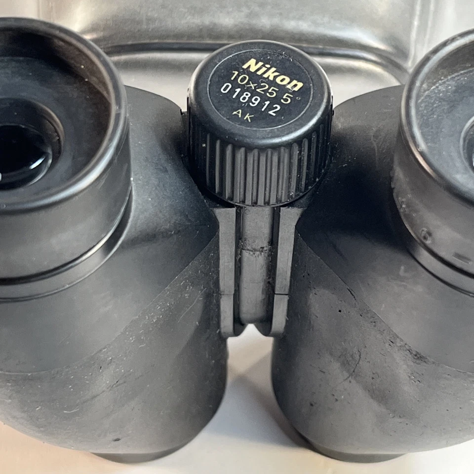 Nikon Travelite V 10x25 5° Compact Binoculars With Case & Strap Made Japan Works - Image 4 of 4