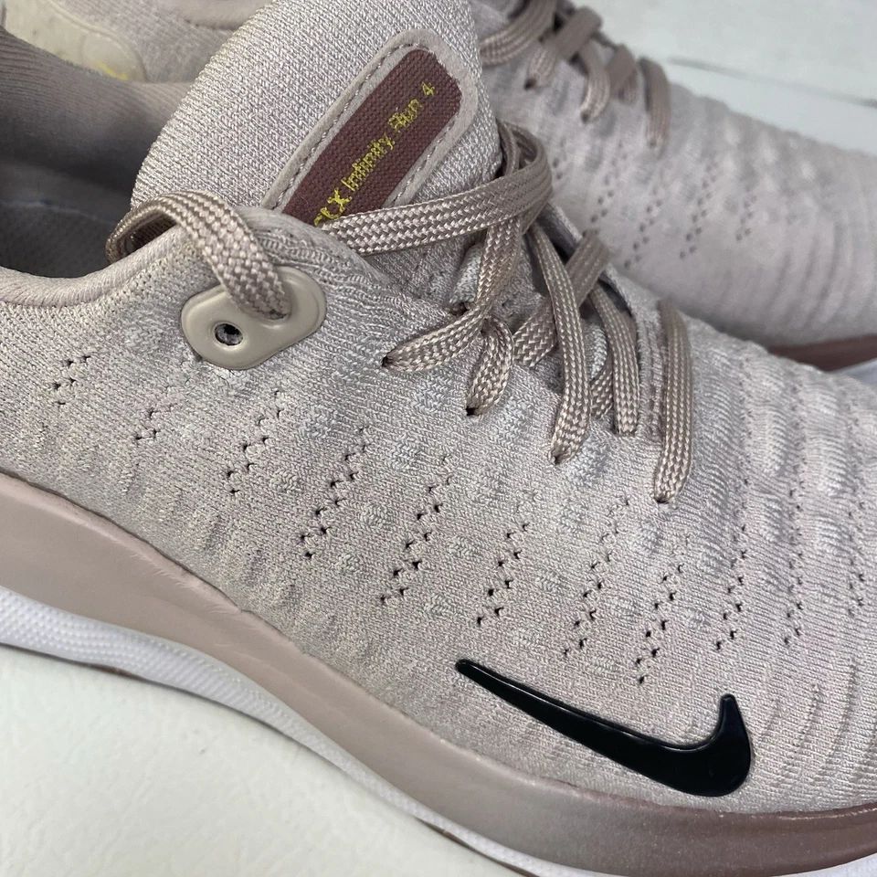 Nike Women’s 7.5 ReactX Infinity Run 4 Running Shoes Purple Pink DR2670-010 - Image 4 of 4