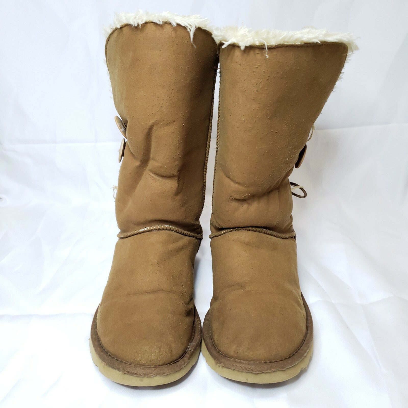 Ugg Bailey Triple Button Boots Size 9 - image 5