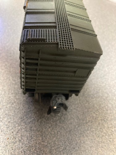 LIONEL 6464-450 Great Northern Box Car (Missing 1 Door) - Picture 8 of 10