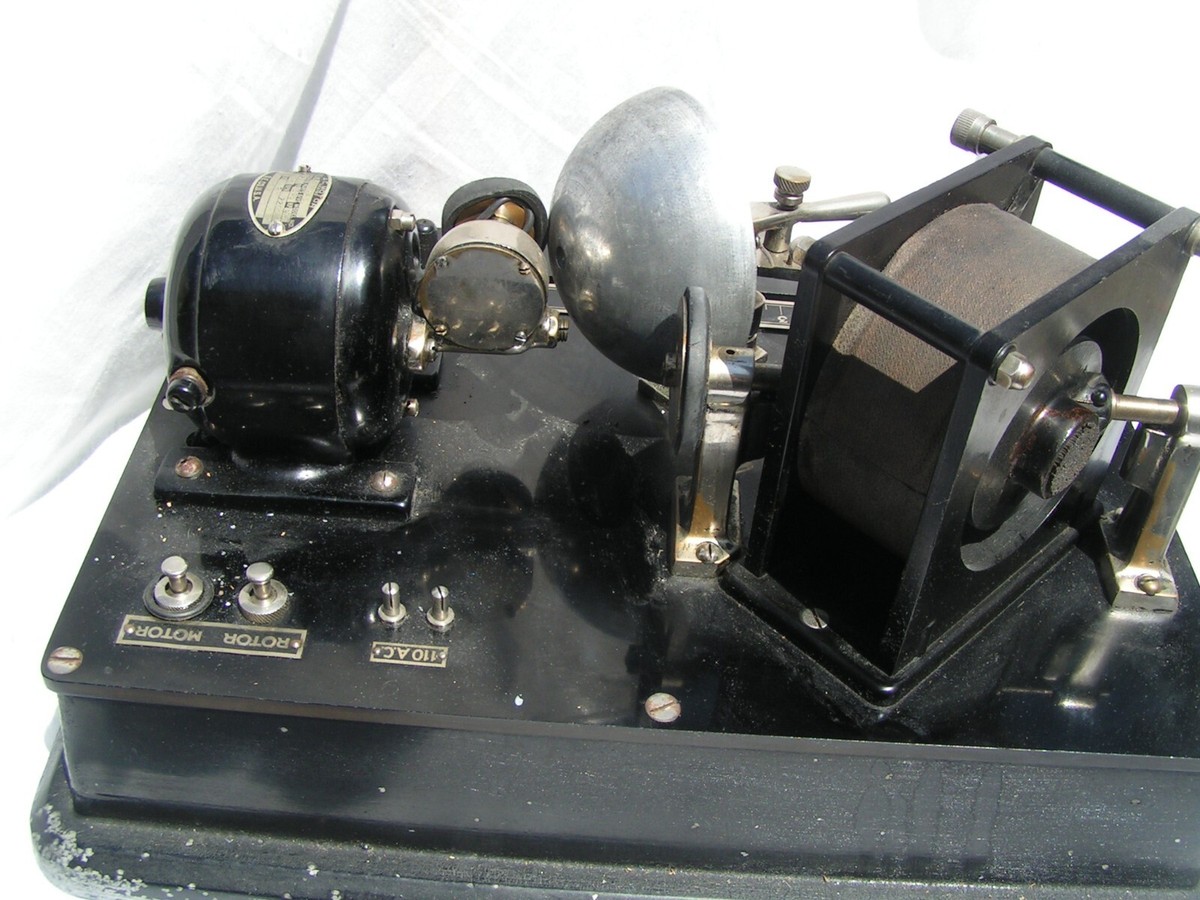 INDUSTRIAL .05 200V Vintage(D06)網線1940年代 Rare Analog antique 1930s oscilloscope Sine Wave generator