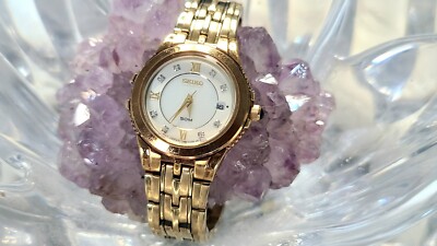 Vintage Seiko Diamond Sapphire Crystal 7N82-0DH0 Gold Tone  display picture 3