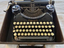 Vintage Corona 4 Professional Portable Typewriter 1920's Original Case