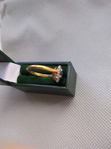 18ct Gold Sapphire And Diamond Ring Size S vintage - Picture 3 of 4