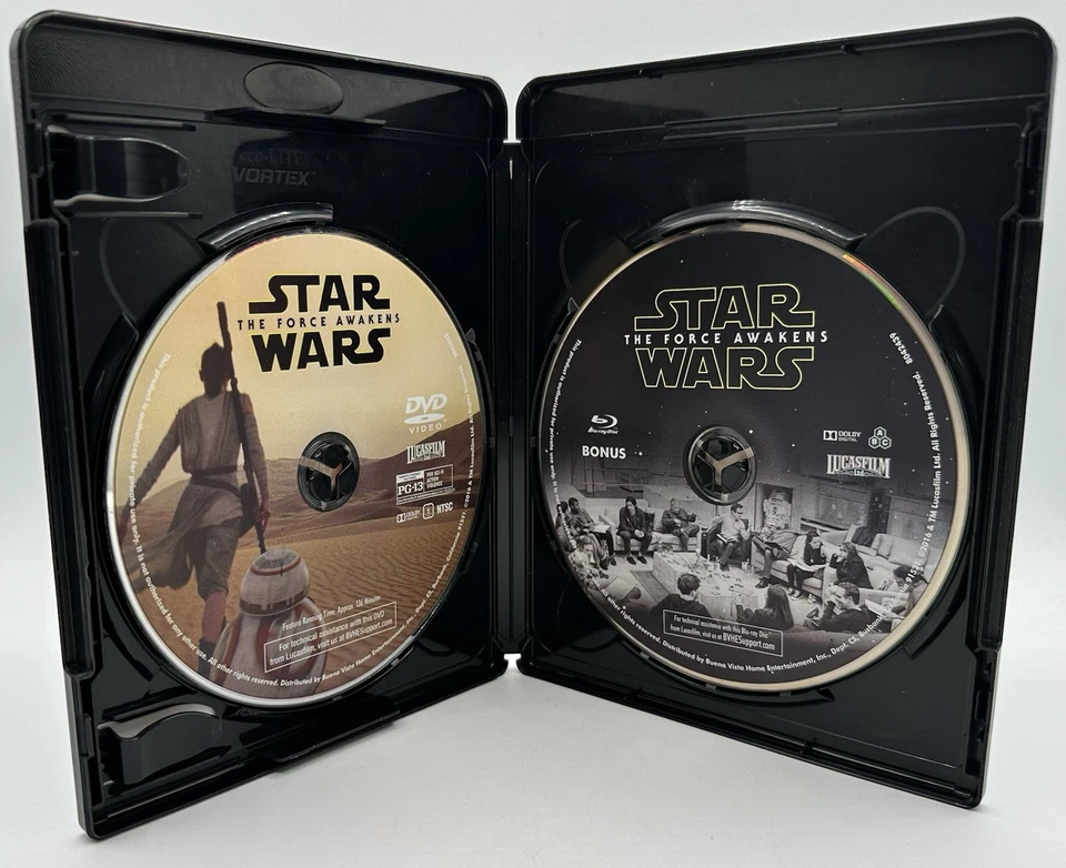 Star Wars: The Force Awakens (Blu-ray + DVD 2-Disc Set) Harrison Ford 2016 - Image 3 of 3