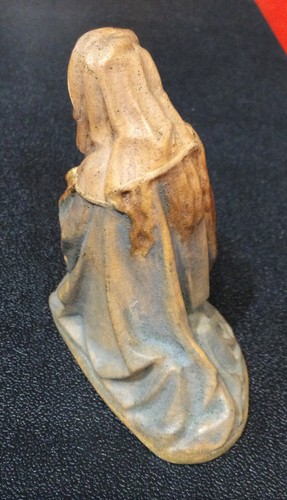 Vintage wood sculpture hand carved Anri 3” praying mother Mary Kneeling - Picture 4 of 5