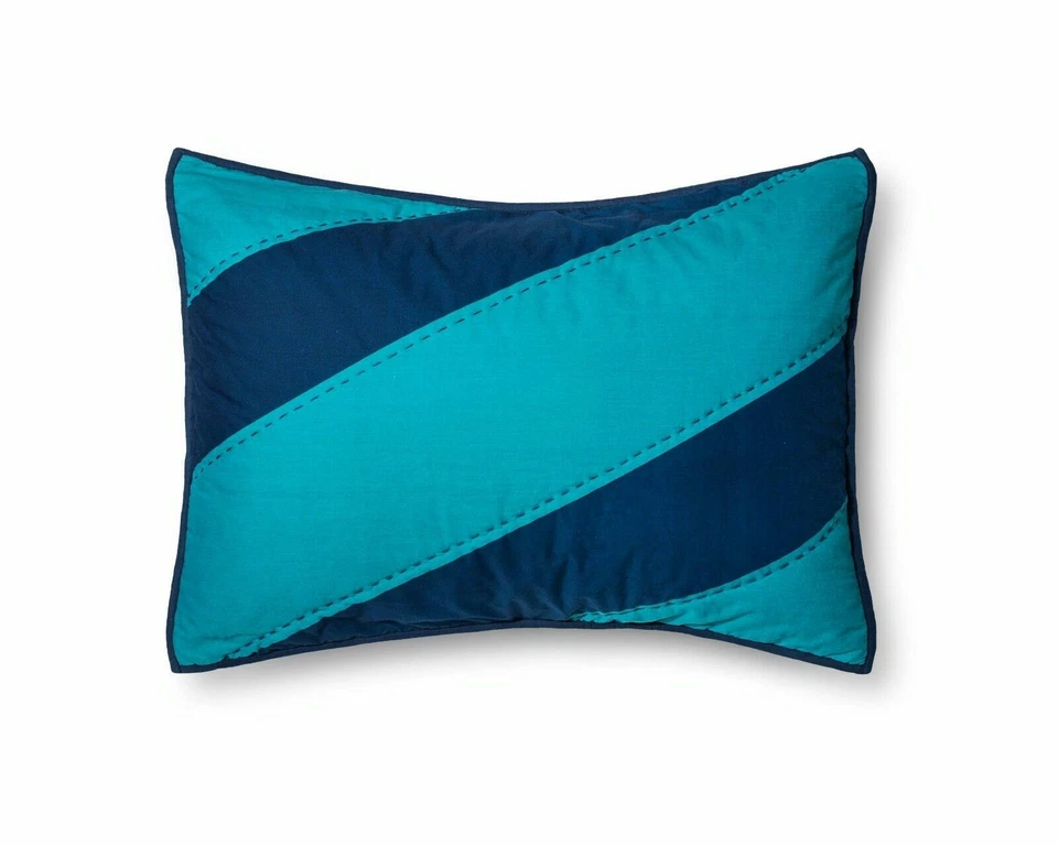 Almohada falsa Pillowfort Geo Line acuarelas tamaño estándar azul verde azulado Foto 2 de 3