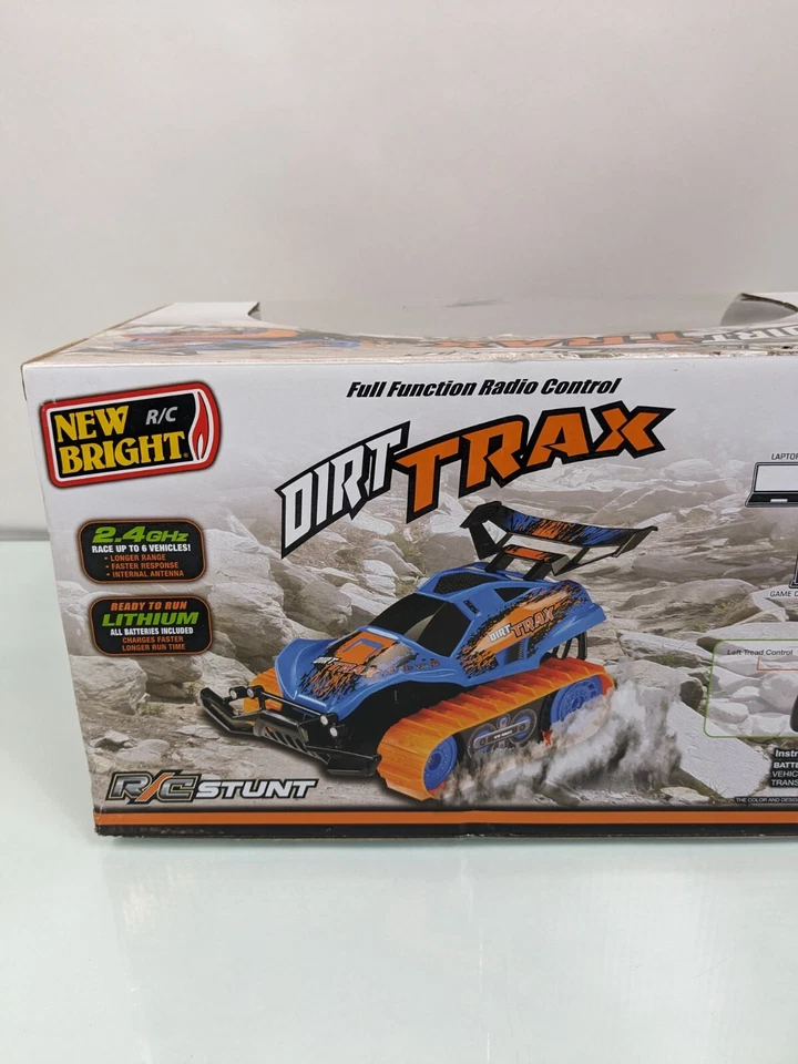 R/C Stunt Dirt Trax 2.4GHz radio control stunt car. NEW in BOX - Image 3 of 4