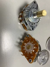 QTY:1 New For TOSOKU RS400P-1-1-5BP3016R Rotary switch band switch